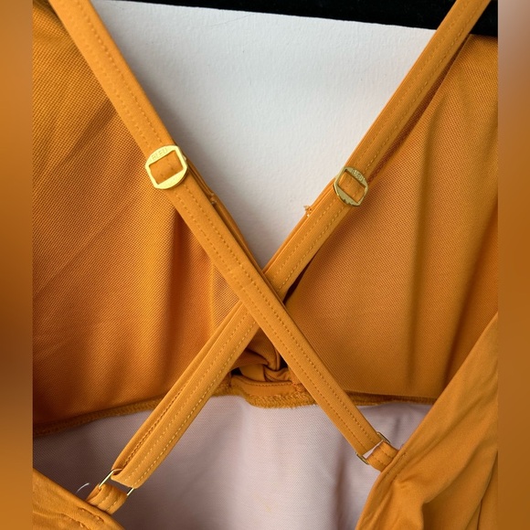 Bleu Rod Beattie One Piece Swimsuit Desert Dreams Yellow Gold - Picture 9 of 12